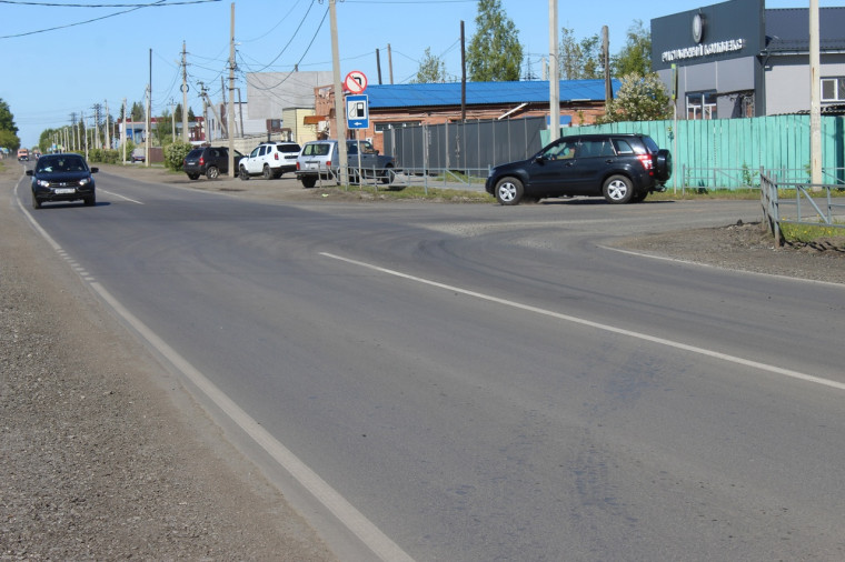 В Калачинске продолжаются работы по ремонту автомобильных дорог.